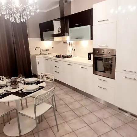 Repubblica Fiera District Apartment