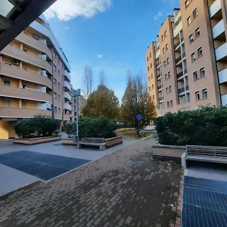Repubblica Fiera District Apartment