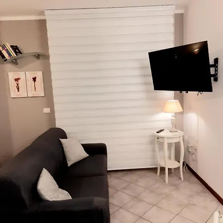 Repubblica Fiera District Apartmán *